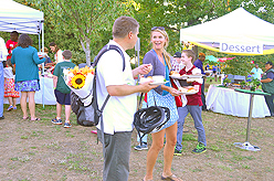 LAURELHURST SALMON BAKE 2015